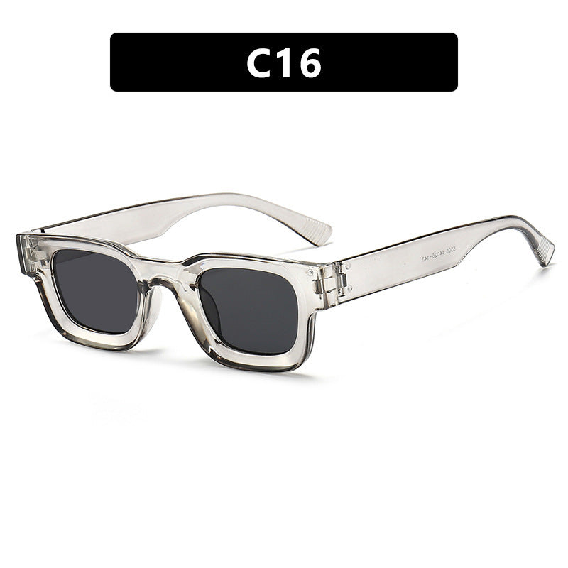 Dame moteriktig solbrille i elegant, kantet design Luvikno