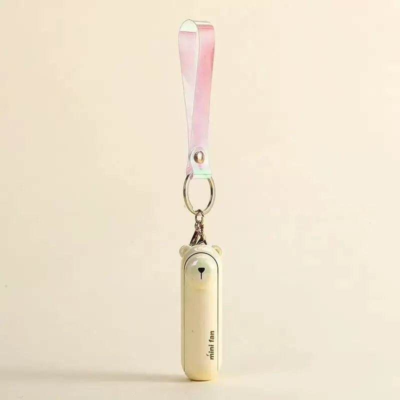 Unisex enhetsstørrelse oppladbar nøkkelring håndholdt mini-vifte med håndleddsstropp og ny art frosk charm Luvikno