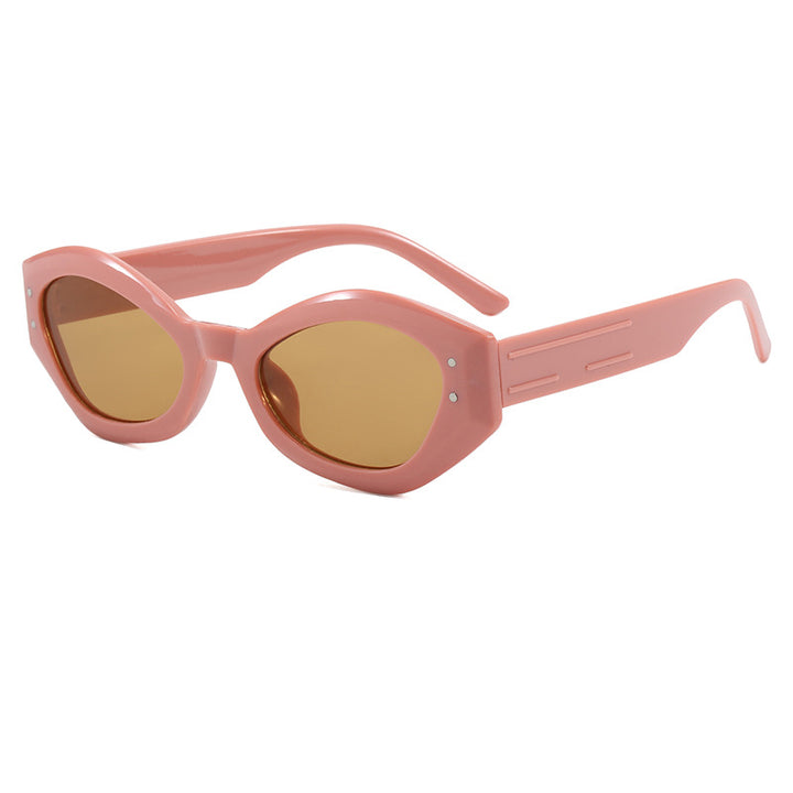 Dame Cat-Eye solbriller med moderne design og bred ramme Luvikno