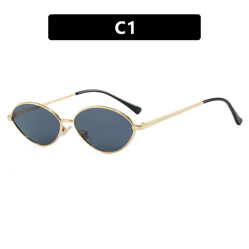 Dame moteriktig solbrille med ovalt design og polariserte linser Luvikno