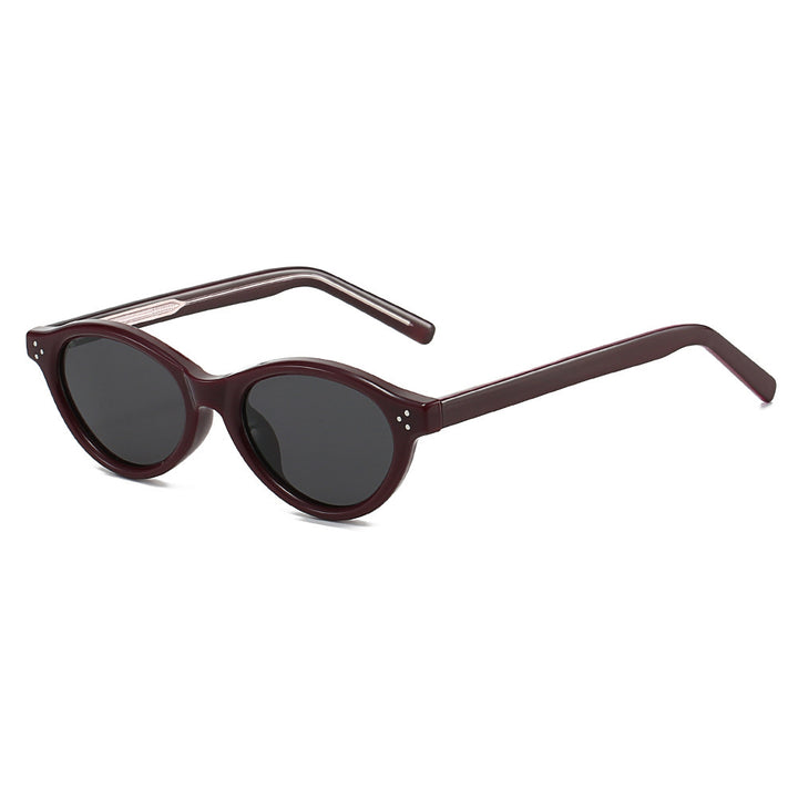 Dame Cat-Eye solbriller med elegant, transparent ramme og UV400-beskyttelse Luvikno