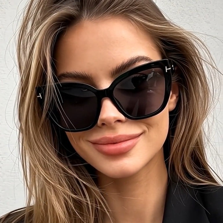Dame Cat-Eye Solbriller med moteriktig strukturramme Luvikno