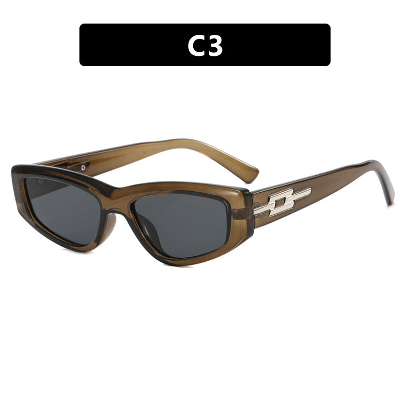 Dame moteriktig solbrille i trendig kattøye-design Luvikno