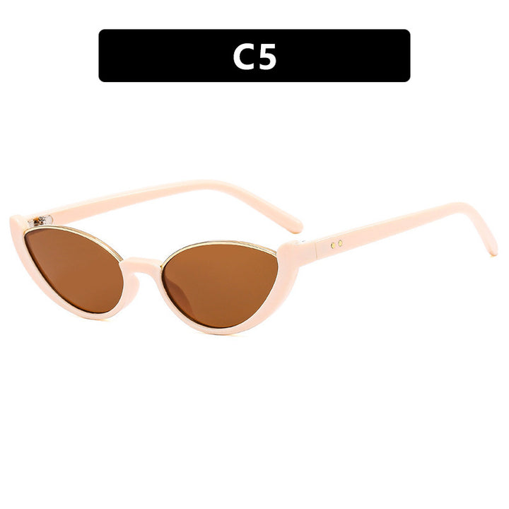 Dame Cat-Eye solbriller med speilte glass og elegant ramme Luvikno