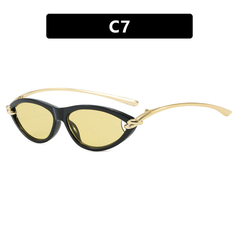 Damen Cat-Eye solbriller med elegant metallramme og beskyttende UV-filter Luvikno