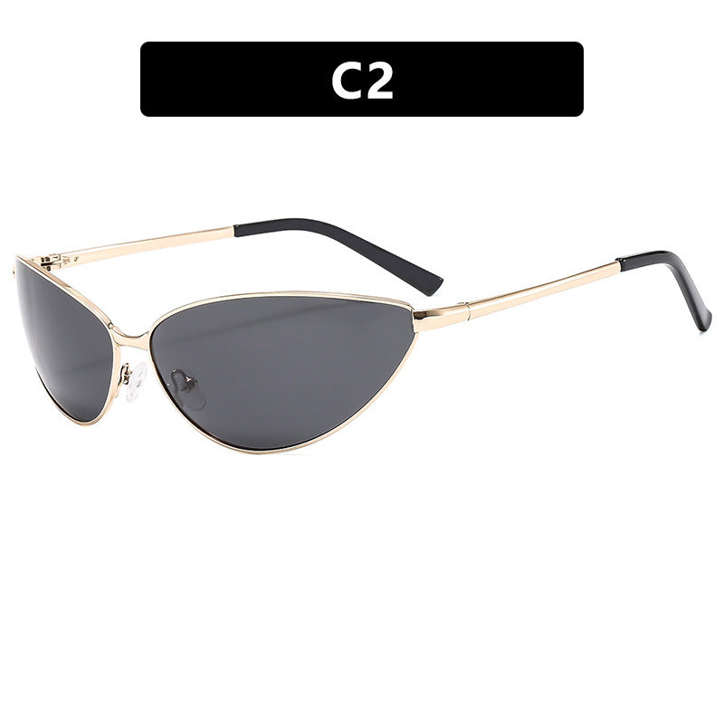 Damer Cat-Eye solbriller med moderne metallramme Luvikno