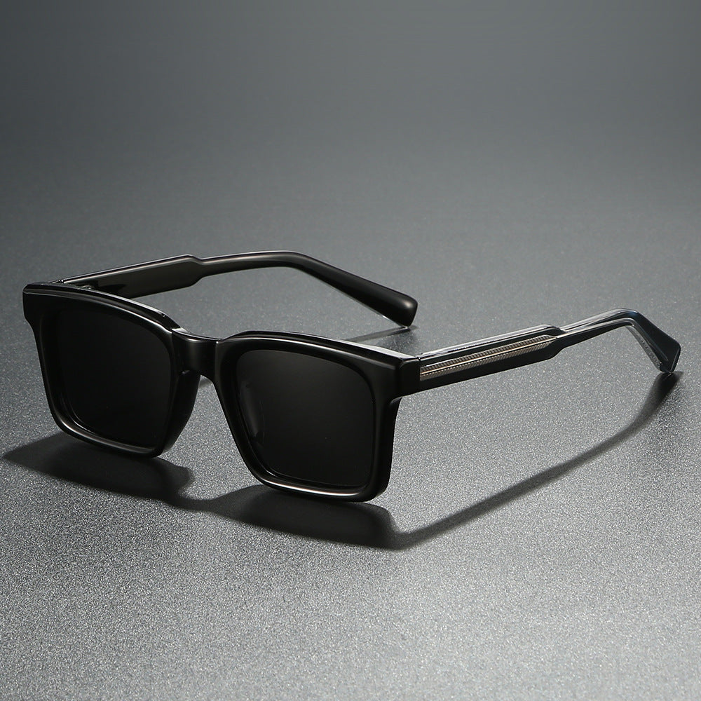Dame moteriktig solbrille med eksklusiv ramme og UV-beskyttelse Luvikno