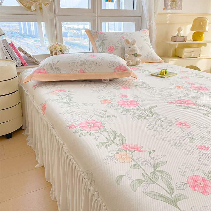 Dame Elegant og dekorativ sengeteppe-sett med lyst blomsterdesign Luvikno