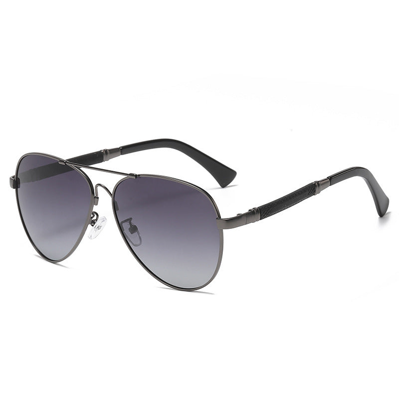 Dame aviator-solbriller med elegant metallisk ramme og UV-beskyttelse Luvikno