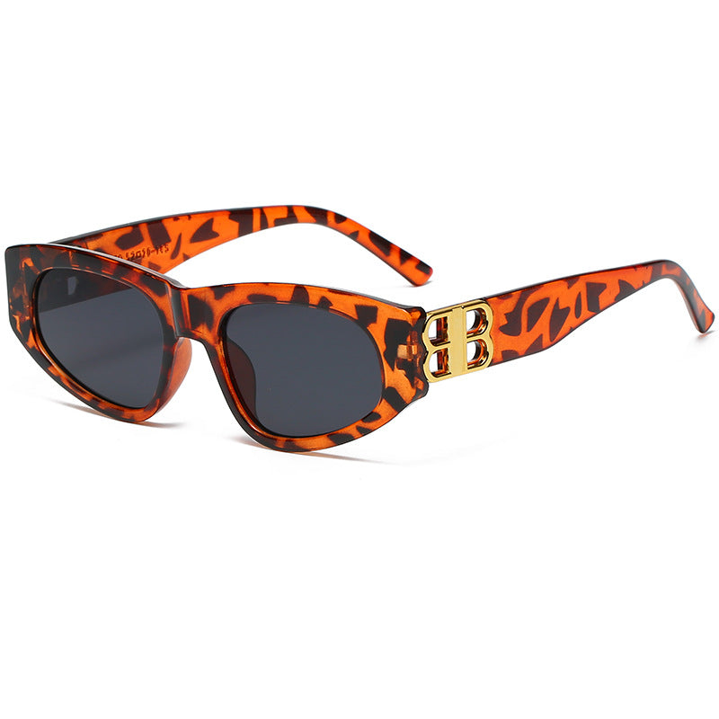 Dame Designer-solbrille med luksuriøse rammedetaljer Luvikno