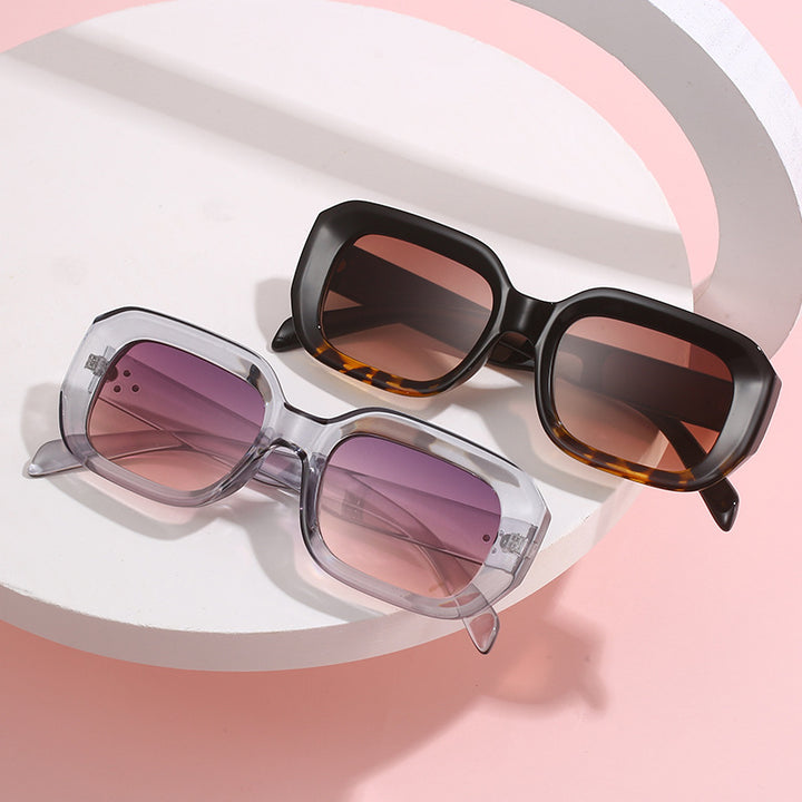 Dame oversized firkantet solbrille med trendy design Luvikno