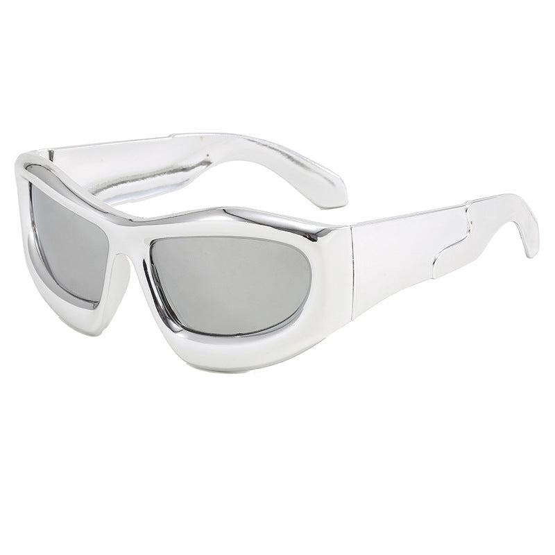 Dame Sportslig Solbrille med robust, geometrisk rammendesign Luvikno
