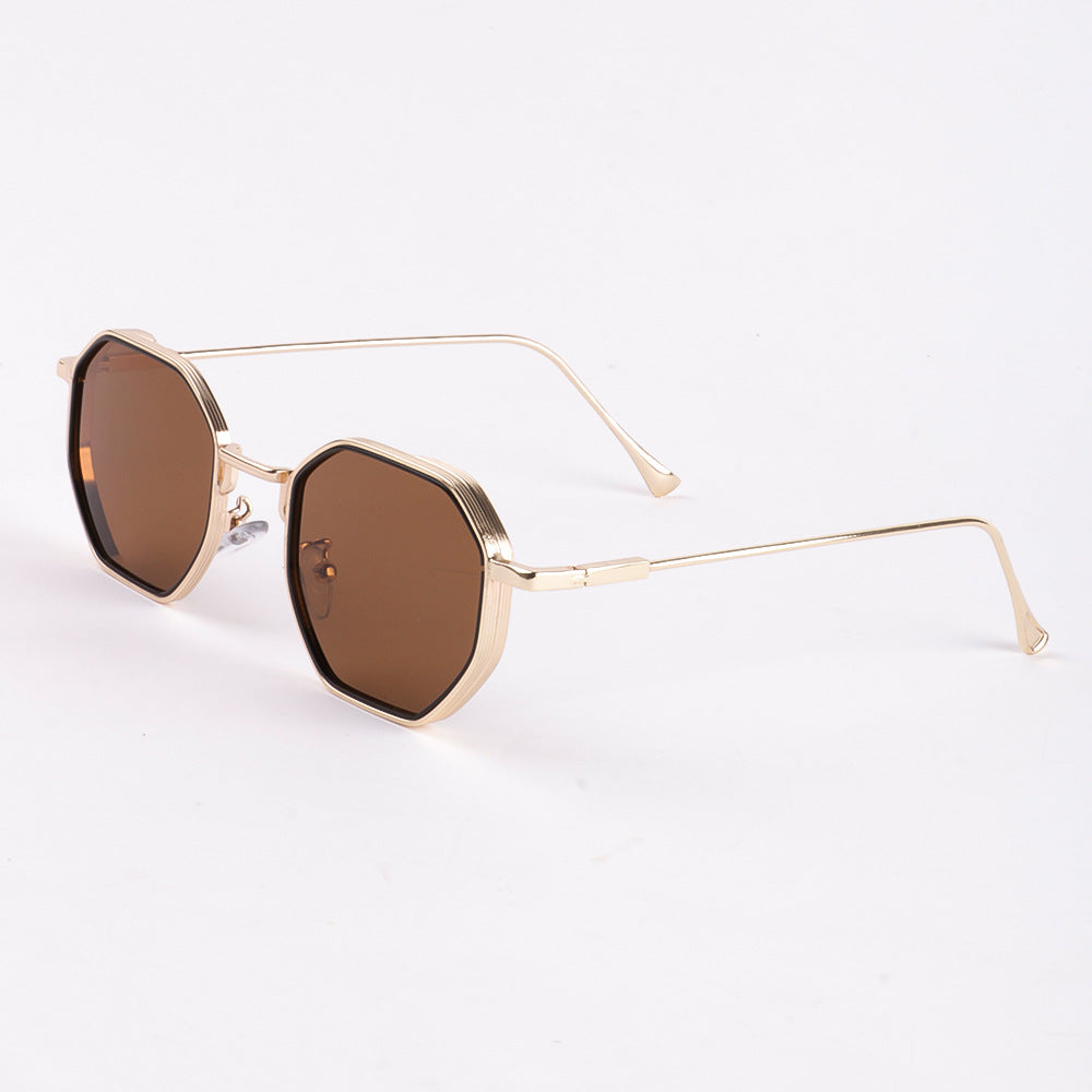 Dame solbrille i moderne, åttekantede design med UV-beskyttelse Luvikno
