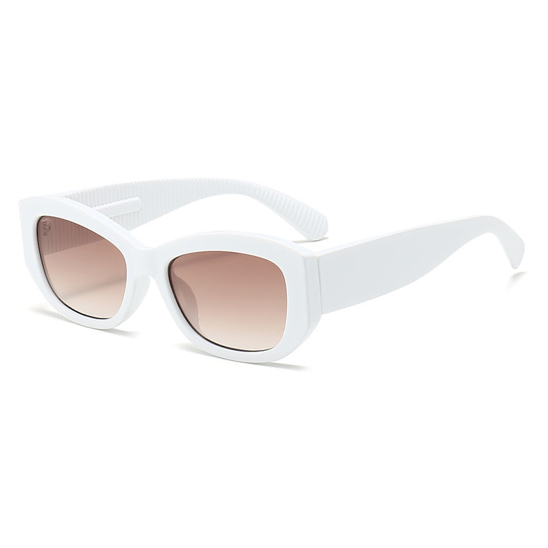 Dame Cat-Eye solbrille med moderne ramme og økt bærekomfort Luvikno