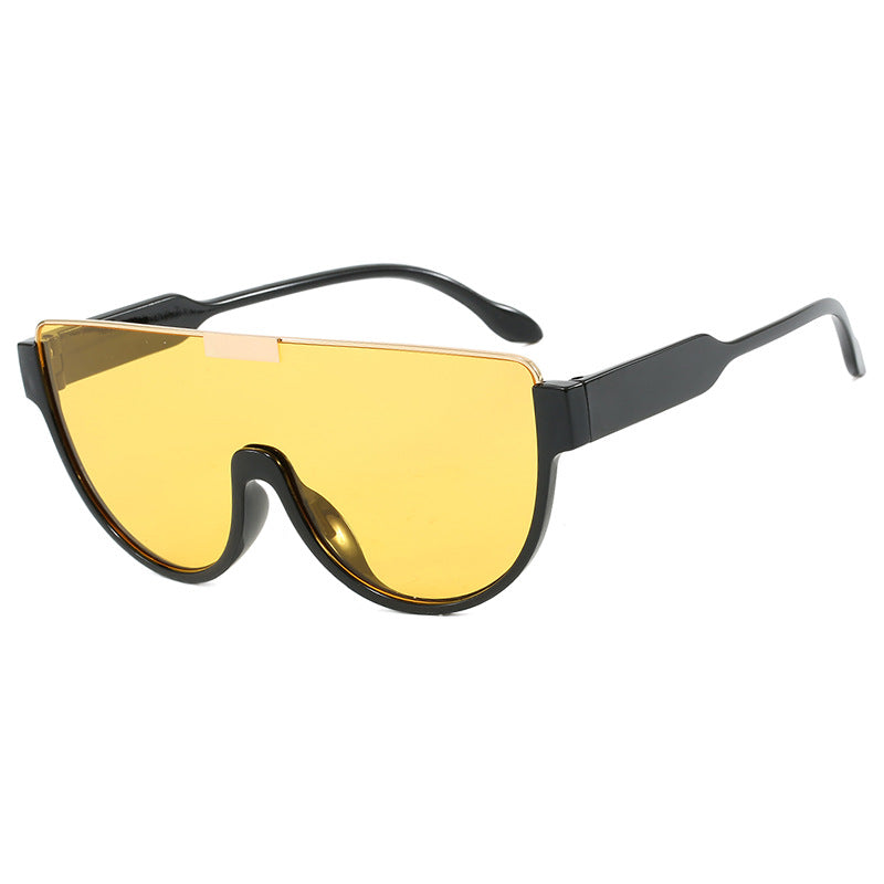 Dame Motebærende Oversized Solbrille Luvikno