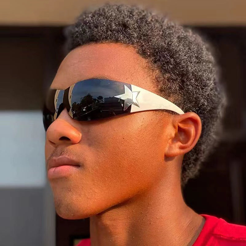 Dame moteriktig solbrille med kunstnerisk stjerneakcent Luvikno