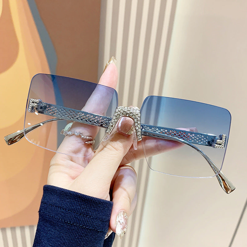 Dame ekstravagante heksagonal solbrille Luvikno