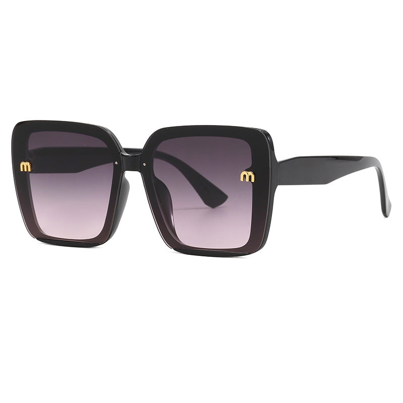 Dame oversized kvadratisk solbrille med elegant ramme Luvikno