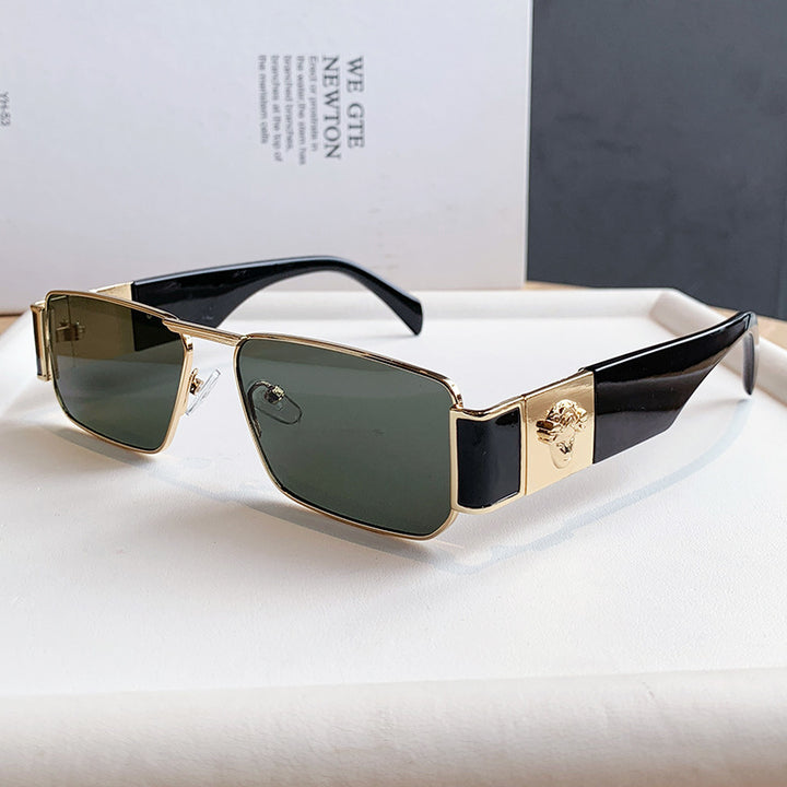 Dame Designer-solbrille med luksuriøs inn ramme og trendy snitt Luvikno