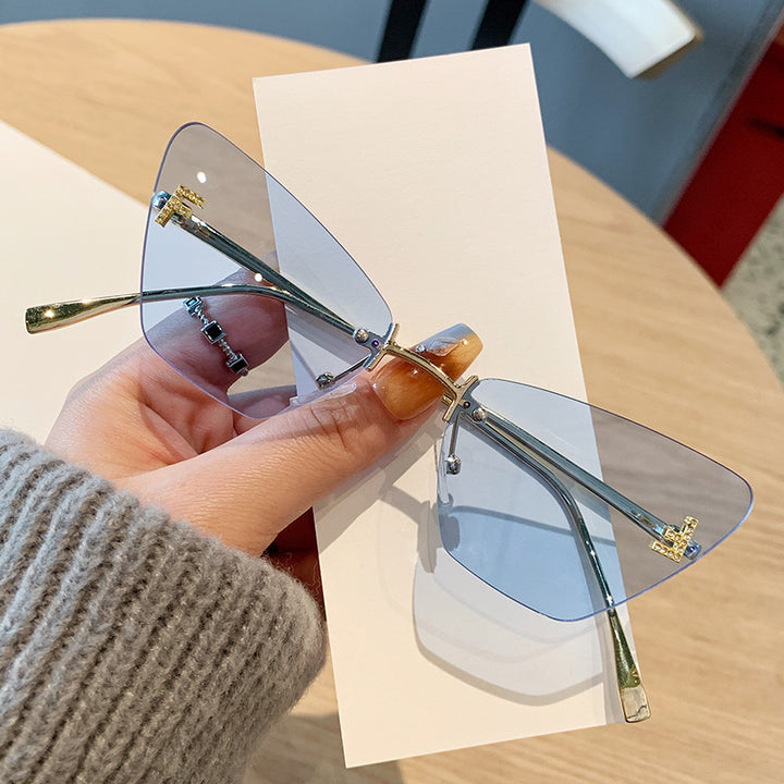 Damer Cat-Eye solbriller i moderne design med innovativ ramme Luvikno