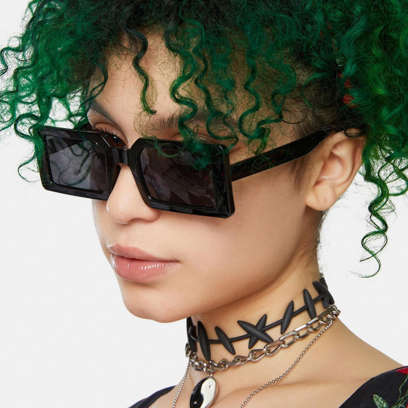 Dame moteriktig transparent hjørne solbrille Luvikno
