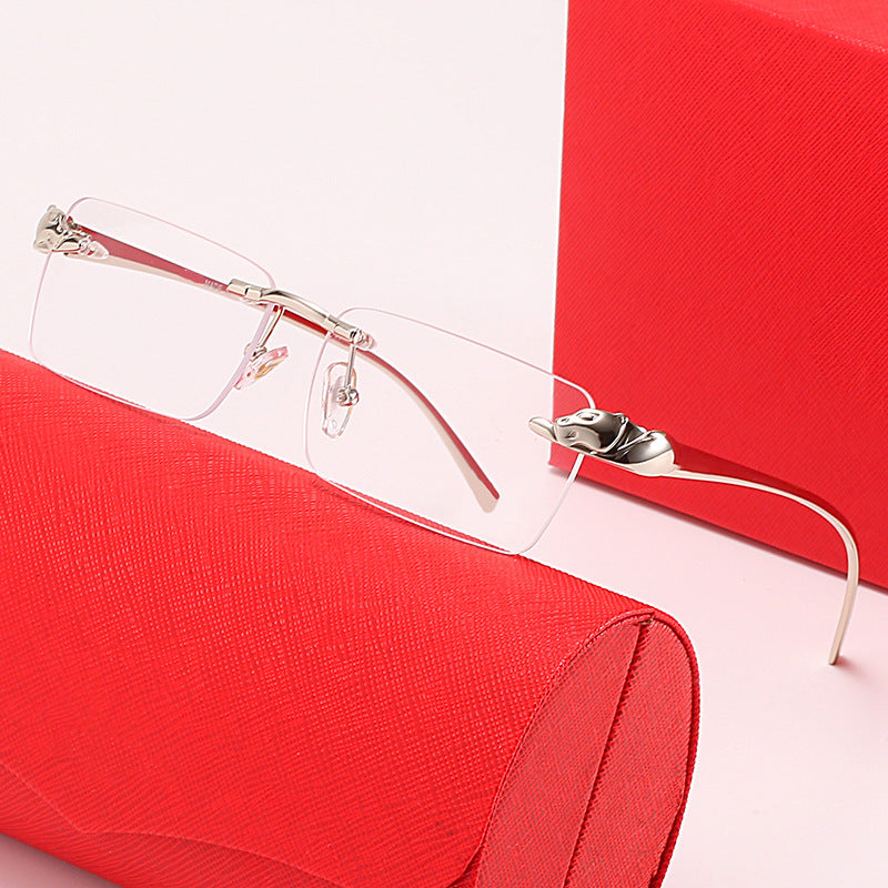 Dame moteriktig solbrille med elegant metallramme og innovative linser Luvikno