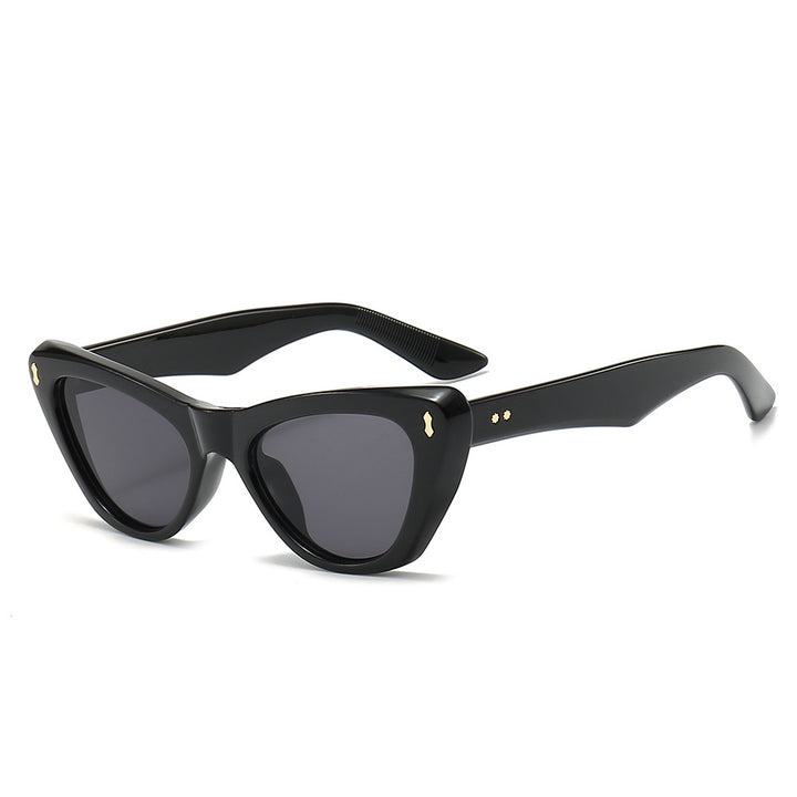 Damer cat-eye solbriller med elegante fremhevede rammer Luvikno