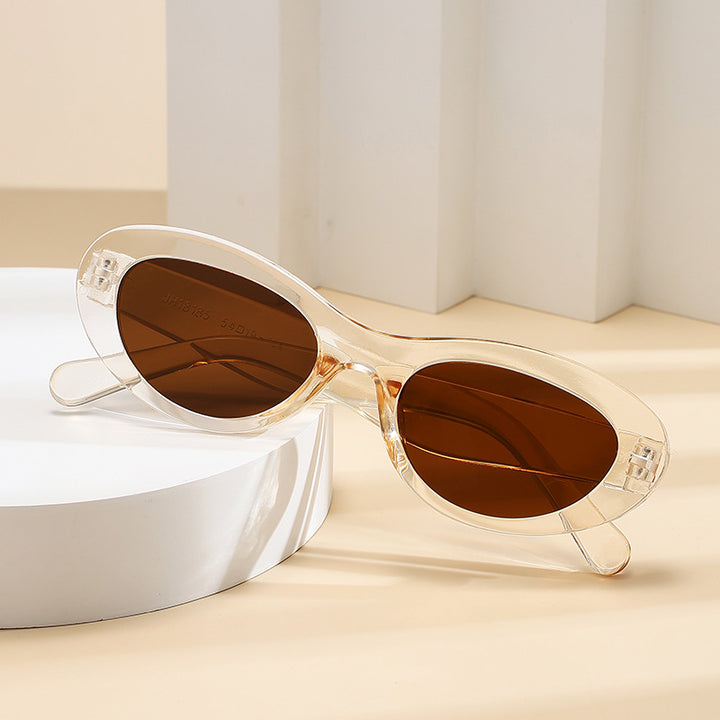 Dame moteriktig solbrille i elegant cat-eye stil Luvikno