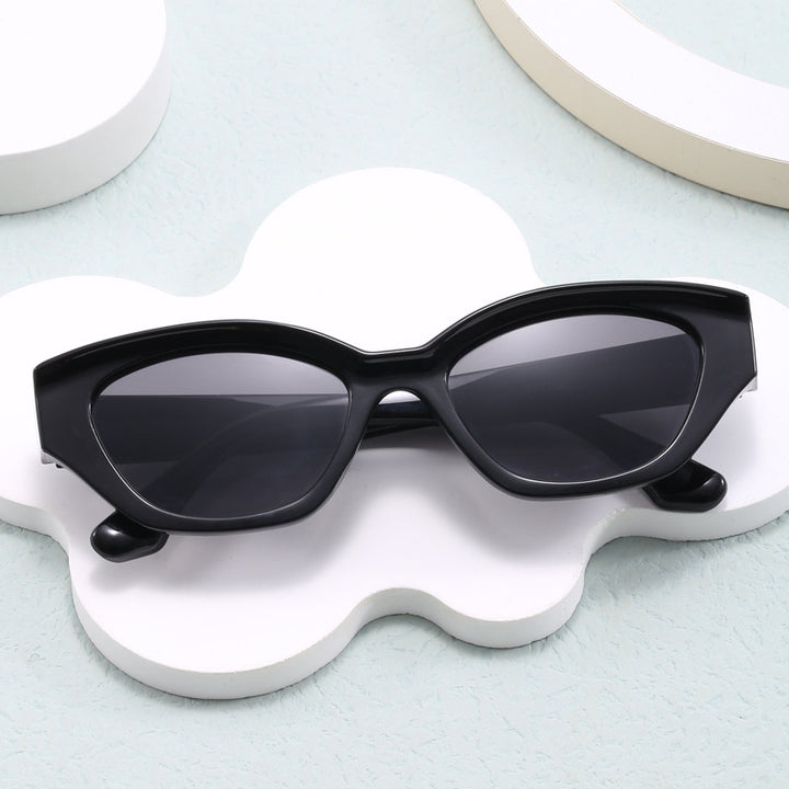 Damer trendy solbriller med futuristisk design Luvikno