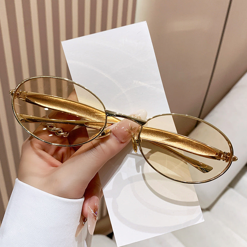 Dame moteriktig Oversized-solbrille med elegant design Luvikno