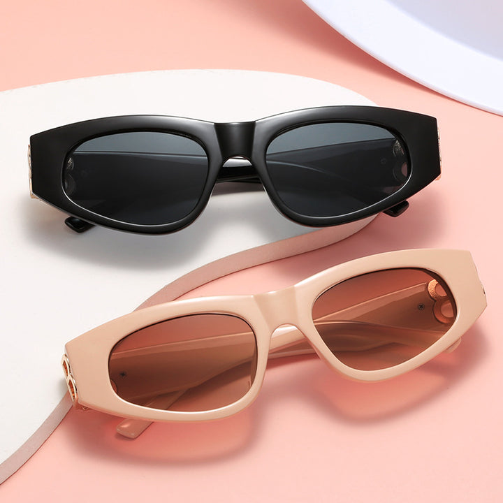 Dame Cat-Eye solbriller med elegante plastdetaljer og luksuriøse metalldetaljer Luvikno