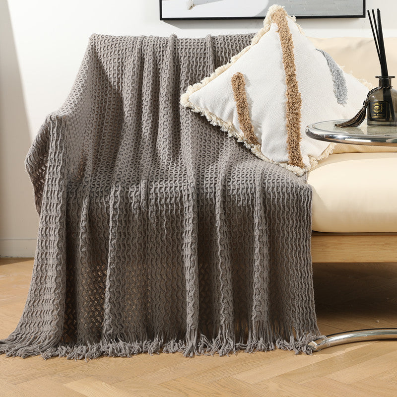 Kvinneluxuriøst strikket teppe med frynser Luvikno