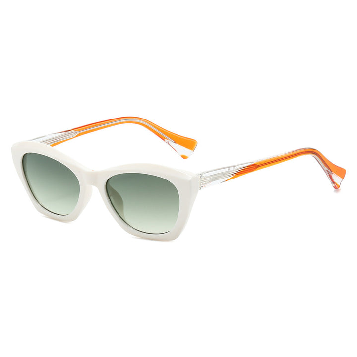 Dame Cat-Eye solbriller med transparente og fargede detaljer Luvikno