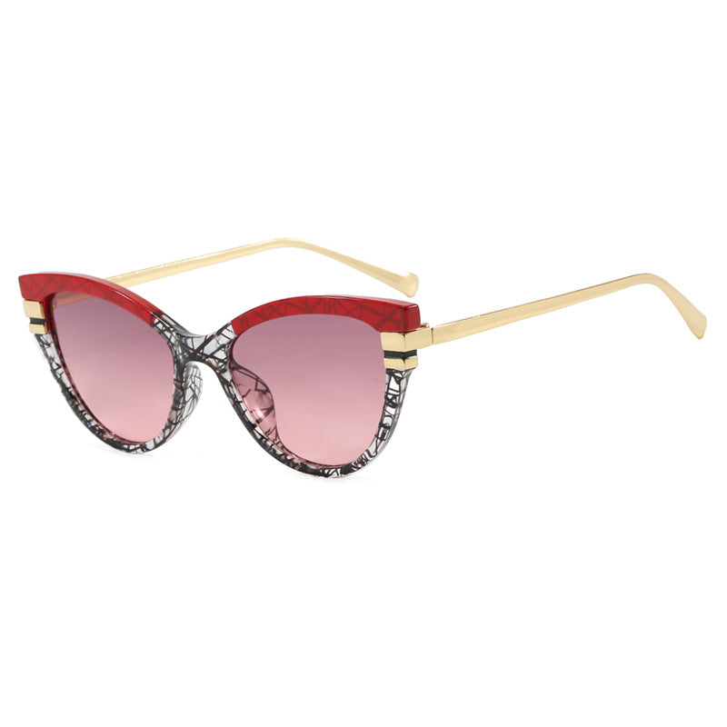 Damer Cat-Eye solbrille med elegante metallakenter Luvikno