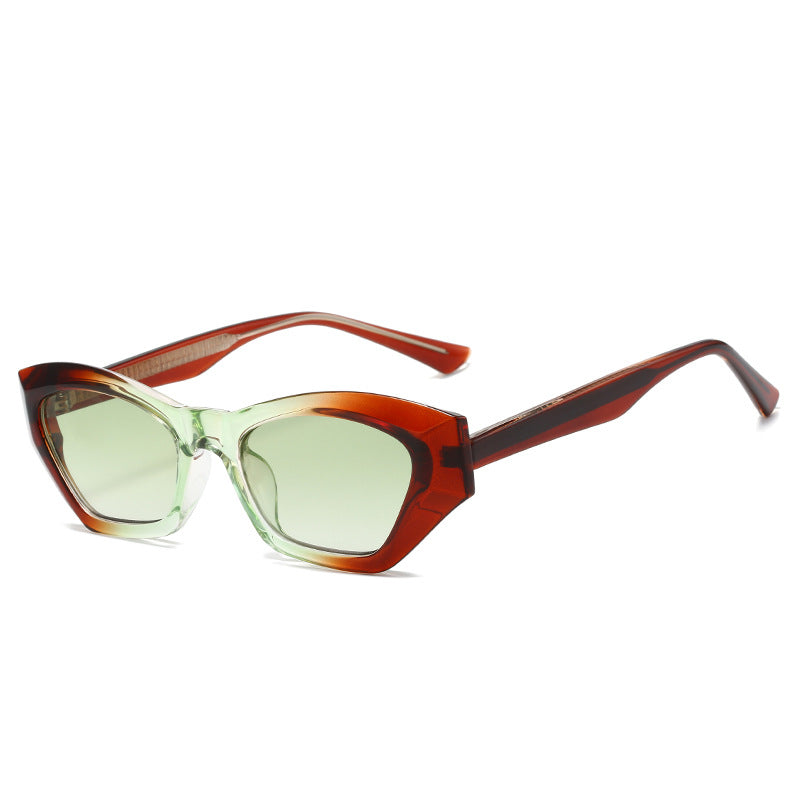 Damer Cat Eye solbriller med moderne transparente detaljer Luvikno