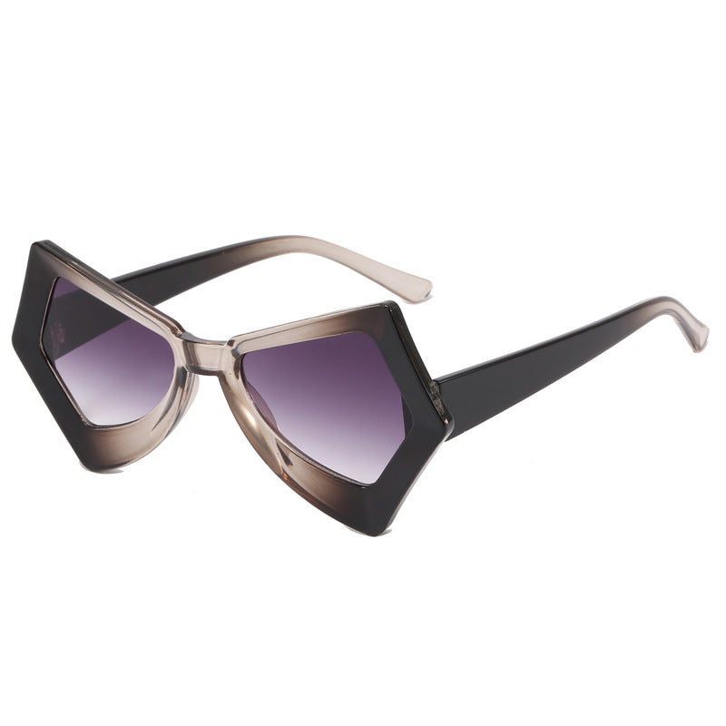 Dame polygonal solbrille i ekstravagant design Luvikno