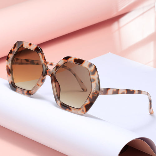Dame geometrisk solbrille med moderne design Luvikno