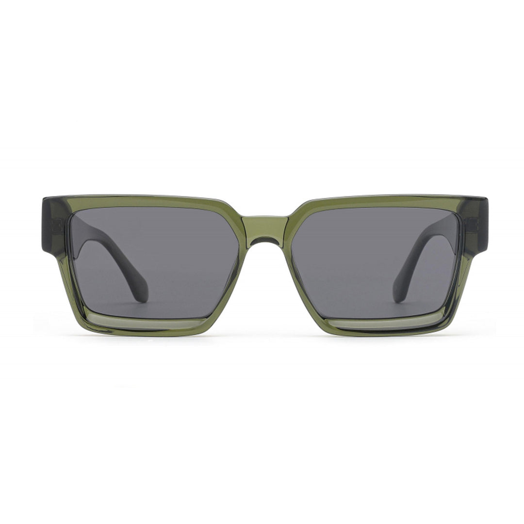 Dame moteriktig solbrille i stilfull design med bred ramme Luvikno
