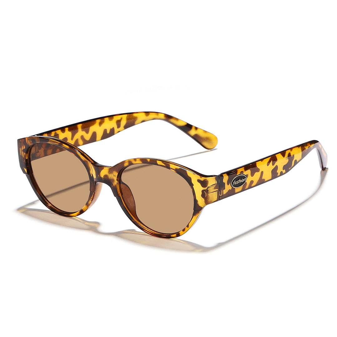Dame moteriktig solbrille med transparent ramme og ergonomisk design Luvikno