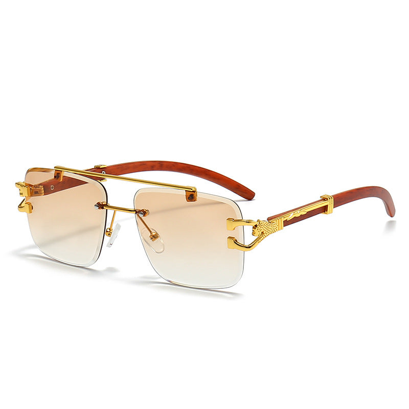 Dame moteriktig brille med stilfull treramme Luvikno