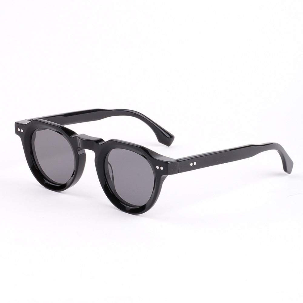 Dame moteriktig solbrille i unikt retrodesign med polariserte linser Luvikno