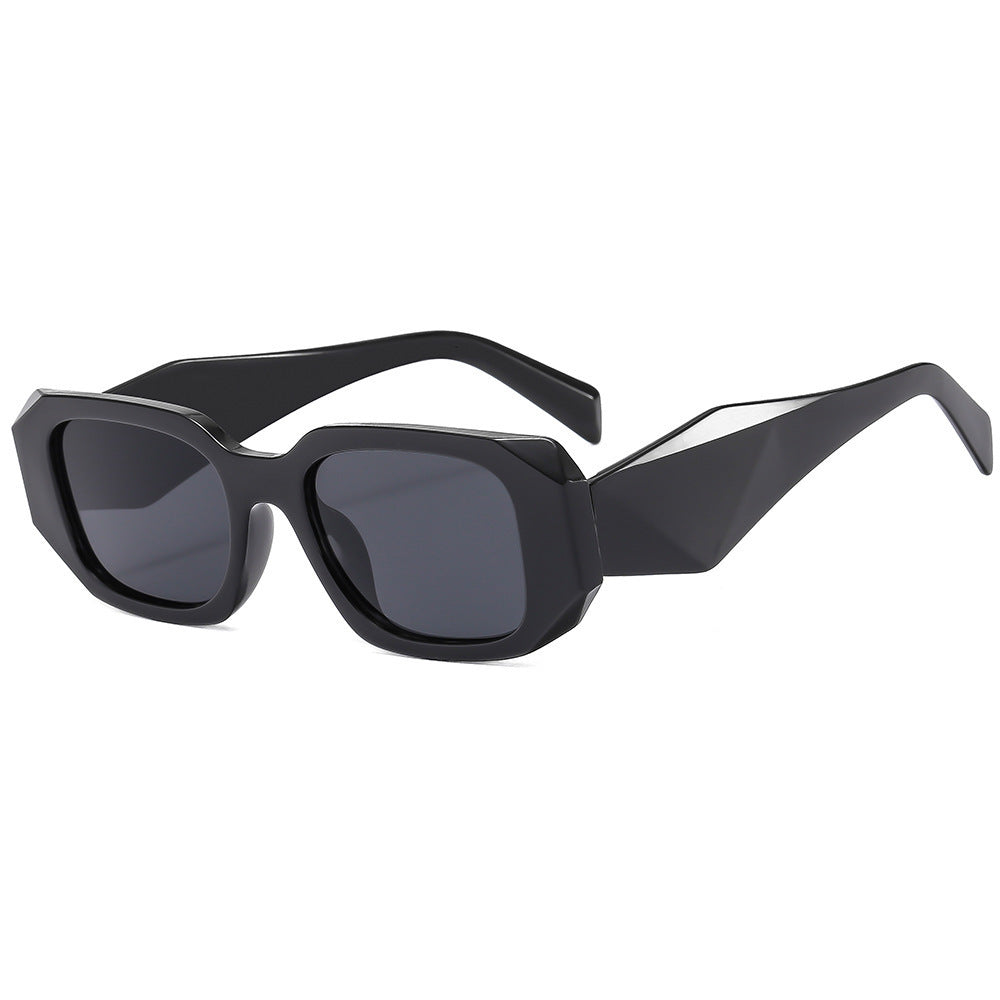Dame Stilig solbrille med unik geometrisk ramme Luvikno