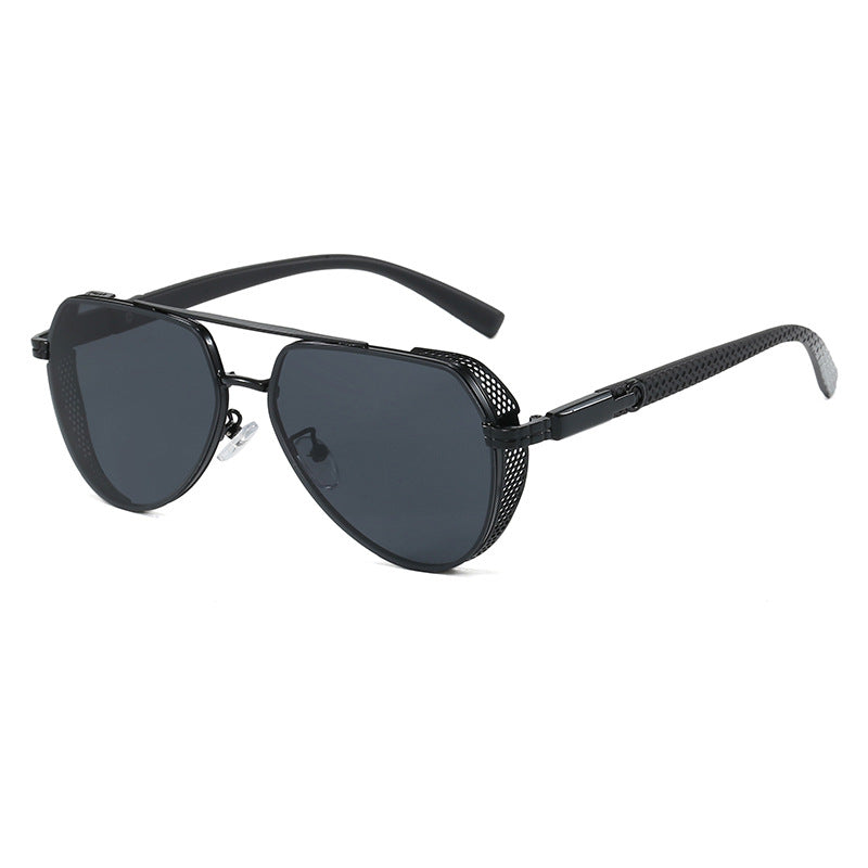 Dame moteriktig solbrille med stilige aksenter Luvikno