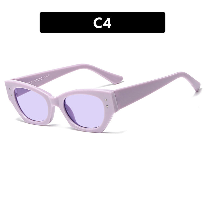Damer trendy Cat-Eye solbriller med elegant plastinnfatning Luvikno