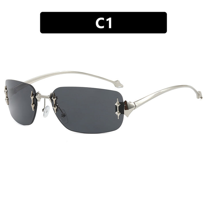 Damer designer-solbrille med utsmykkede detaljer Luvikno