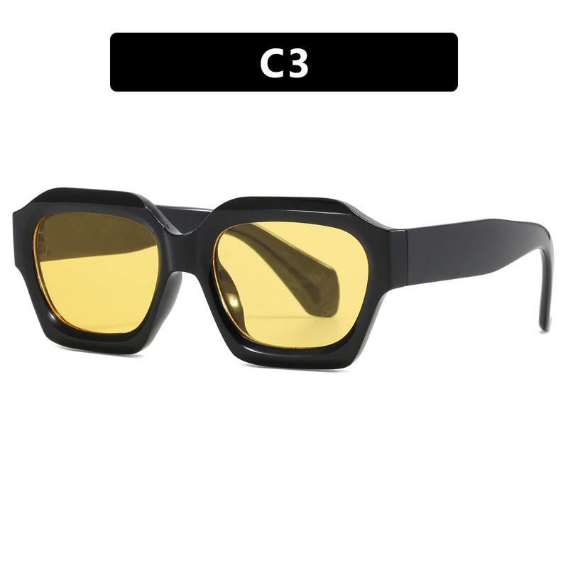 Dame moteriktig solbrille i innovativ design Luvikno