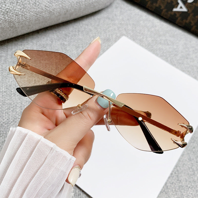 Dame geometrisk oversized solbrille Luvikno