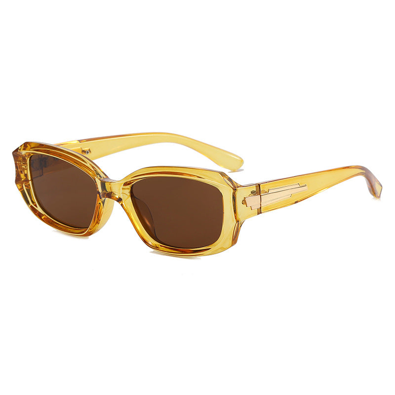 Dame moteriktig oversized solbrille med unik ramme Luvikno
