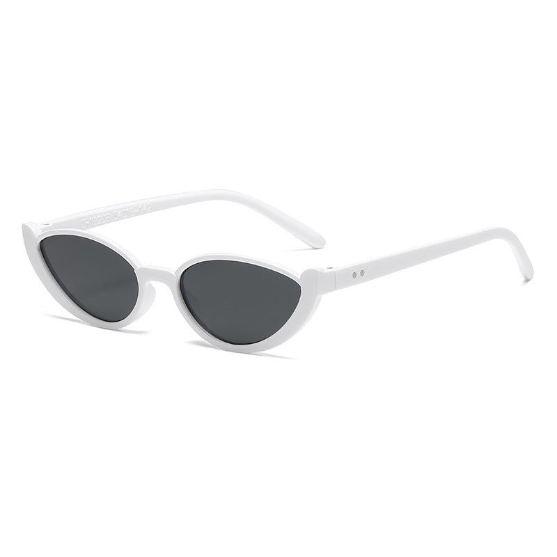 Dame elegant solbrille i stilfull kattøye-design Luvikno
