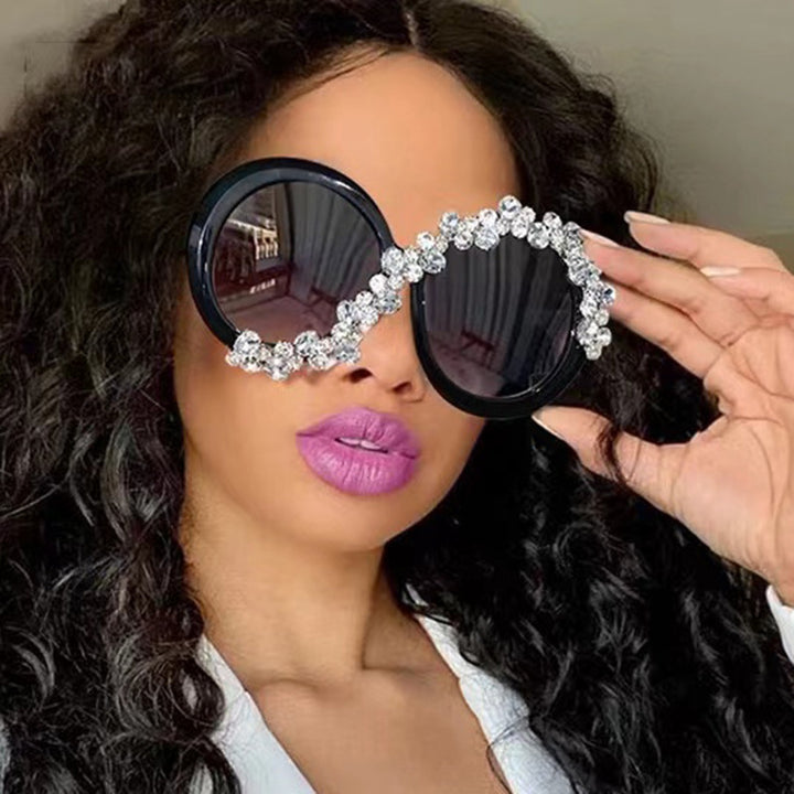 Dame Glamourøs Solbrille med Strassapplikasjoner Luvikno